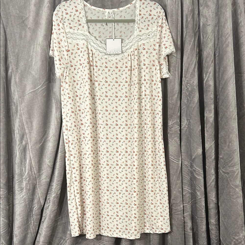 Floral Lace Trim Nightgown 1X
